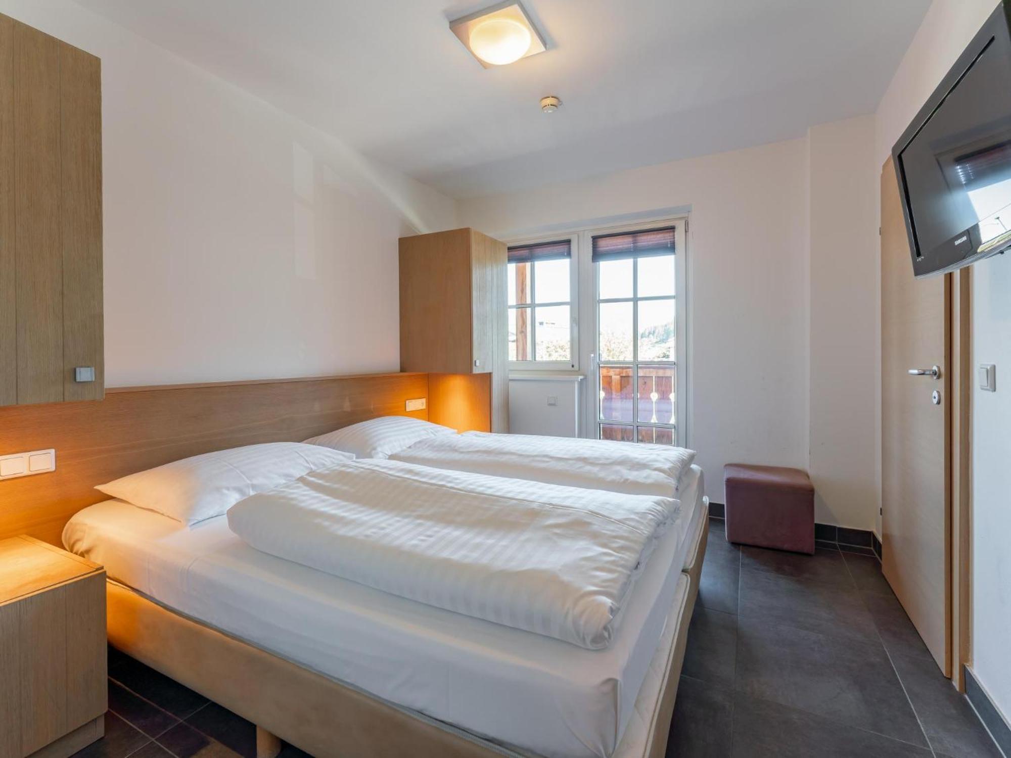 Mountainview Apartment Kaprun Bagian luar foto